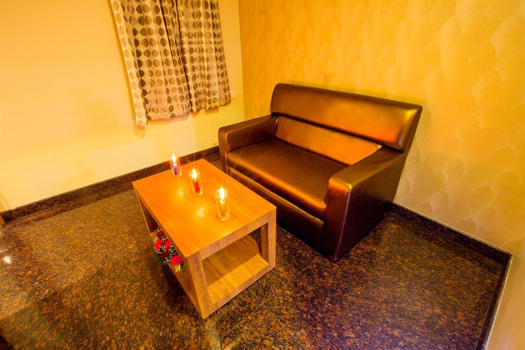 Hotel Radha Prasad Erode Cameră foto